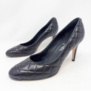 Chanel Black Quilted Leather CC Cap Toe Pumps EU 39.5